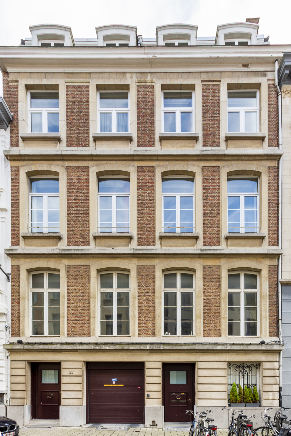 Appartement à vendre à Anvers avec 5 chambres - photo 2