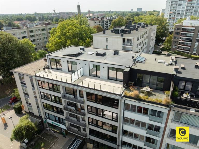 L'Appartement

RIB L/S TOP

ブラウン 2 Bed Apartment For Sale in Pinelands (R 1,200,000)