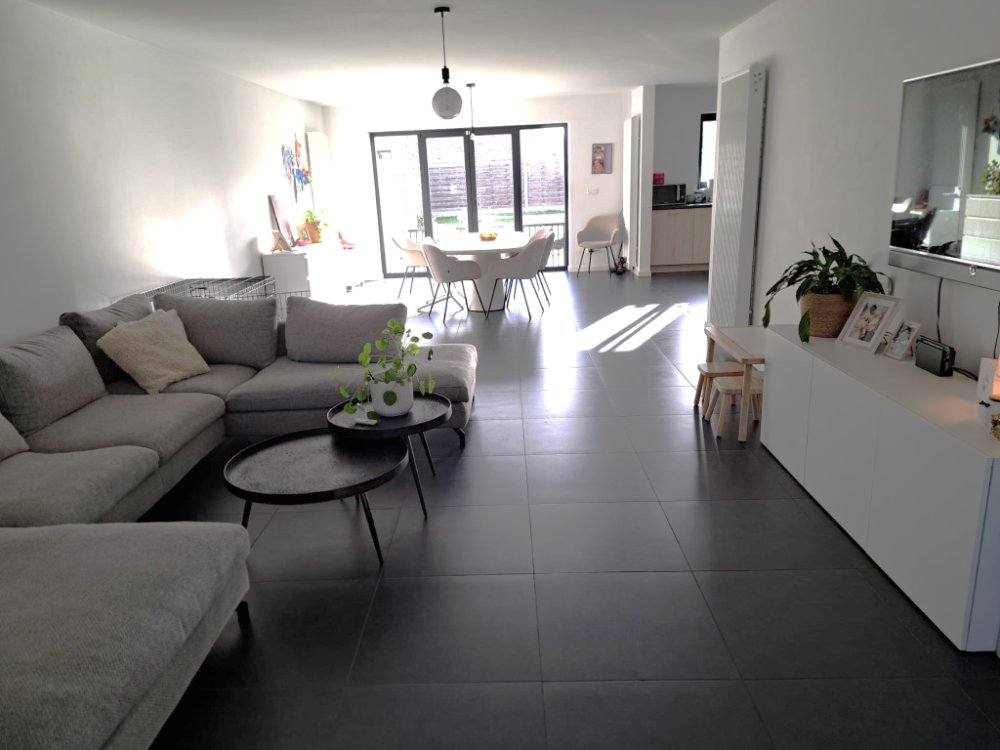 Een recente en mooi afgewerkte woning(HOB) met garage op een rustige locatie - foto 4