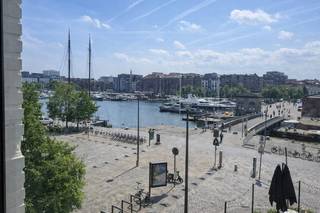 Commercial à louer à Anvers