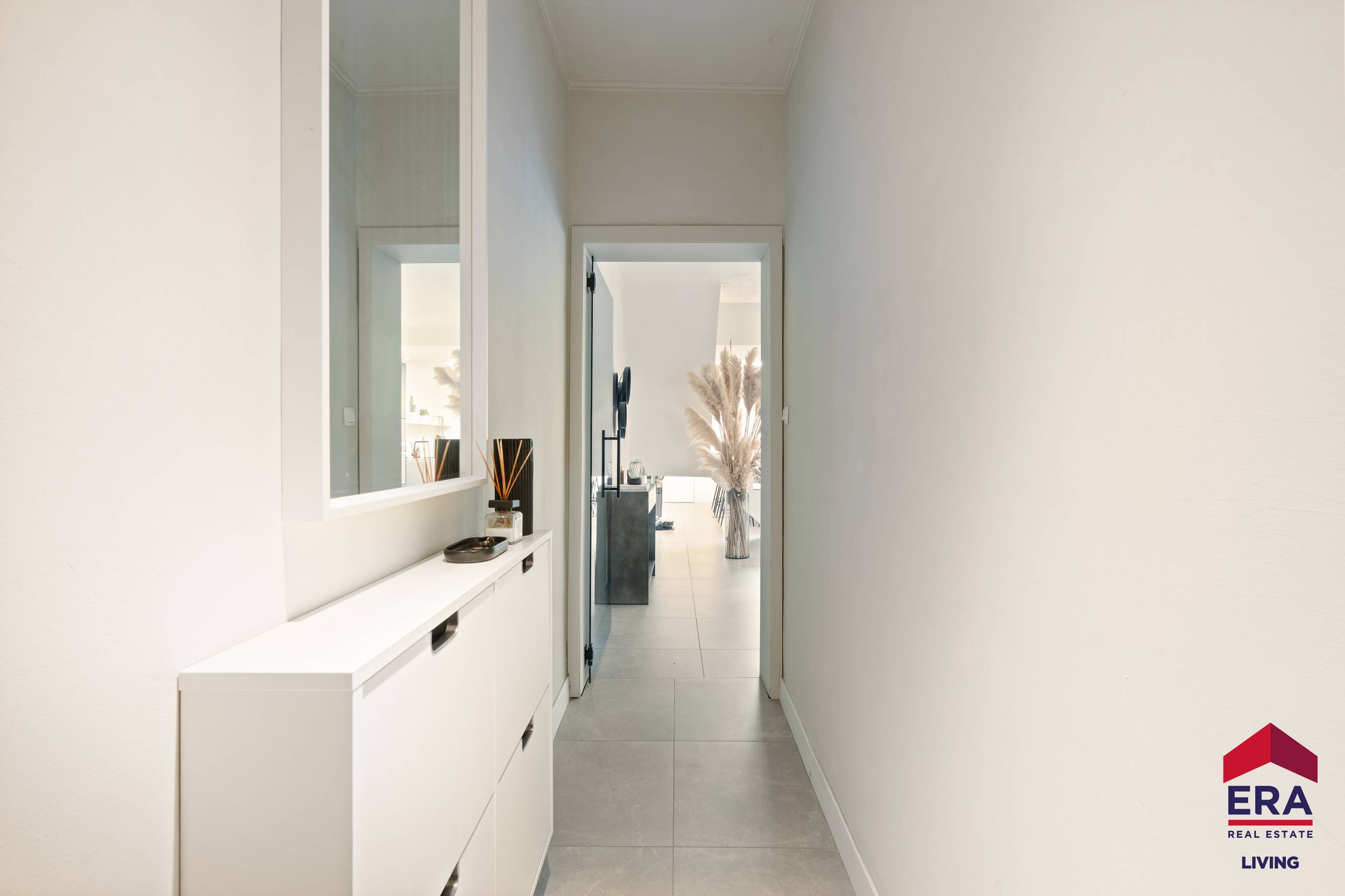 Gerenoveerde woning met 4 slaapkamers en stadstuin - foto 3