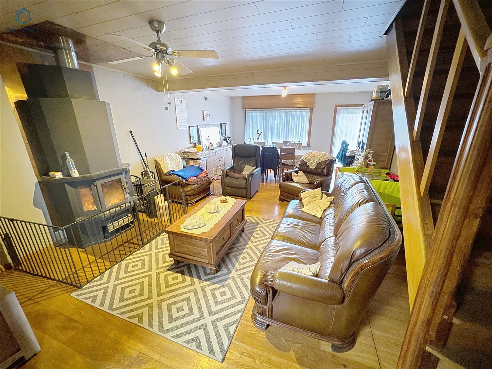 Rustige woning met handelsruimte/loods, 2 slaapkamers en dubbele garage in Beert - foto 2