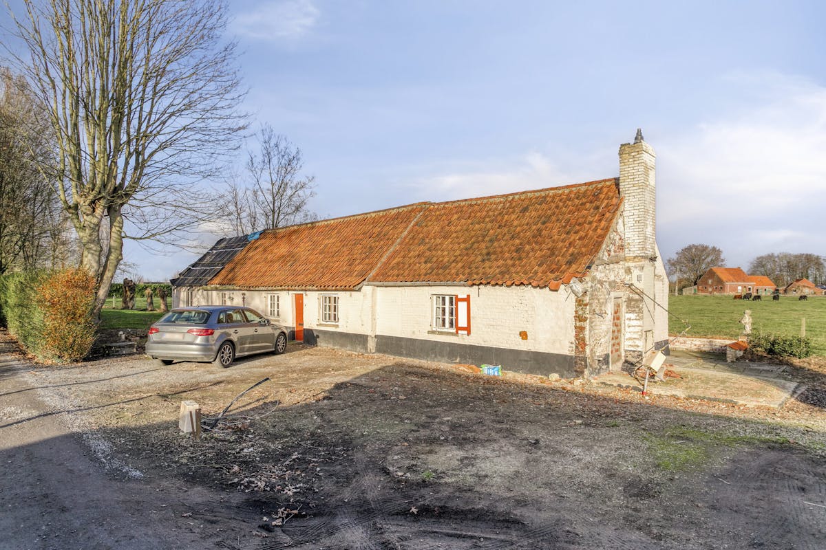 Landelijk gelegen huis met veel potentieel in Ruddervoorde - foto 4