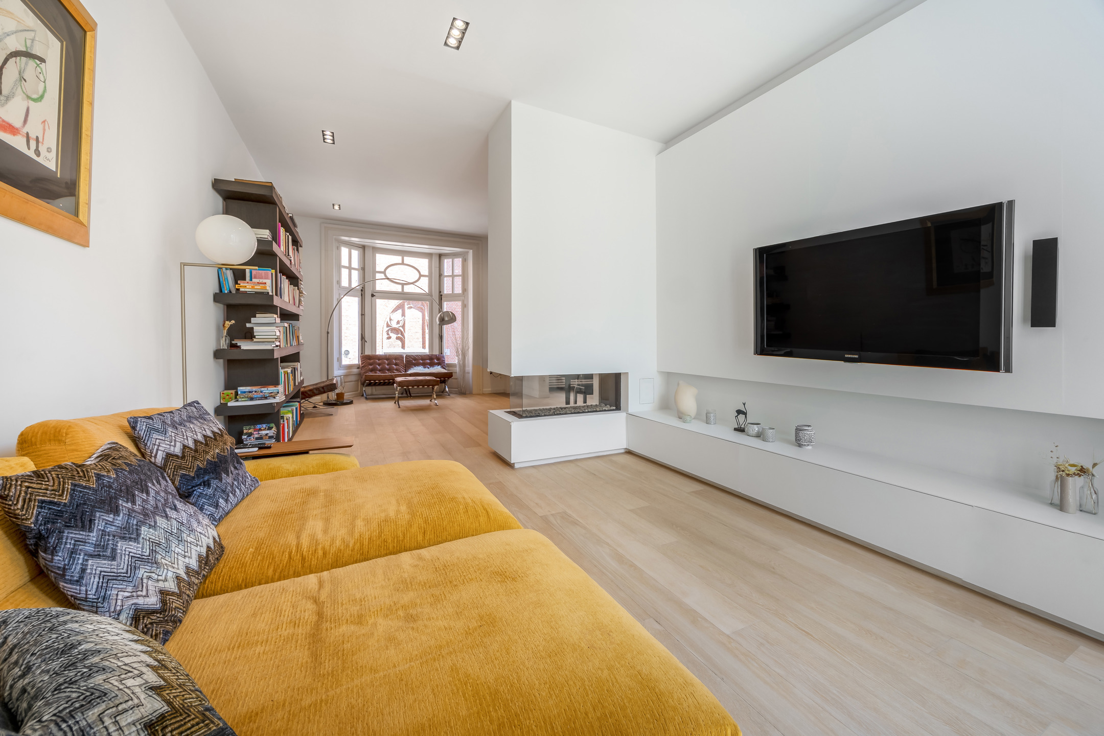 Gekoppelde herenwoningen op toplocatie in de stad ! - foto 1