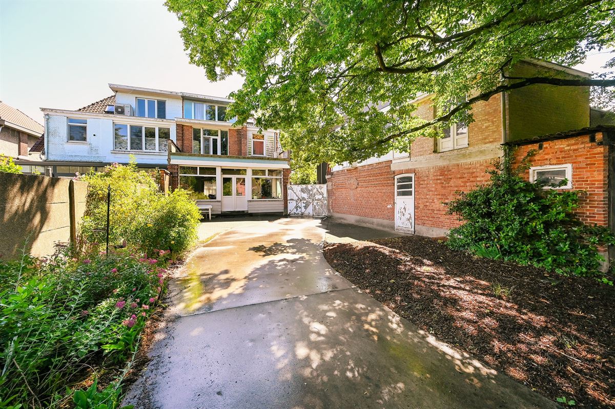 Te renoveren woning en magazijnen op 3100m² - foto 4