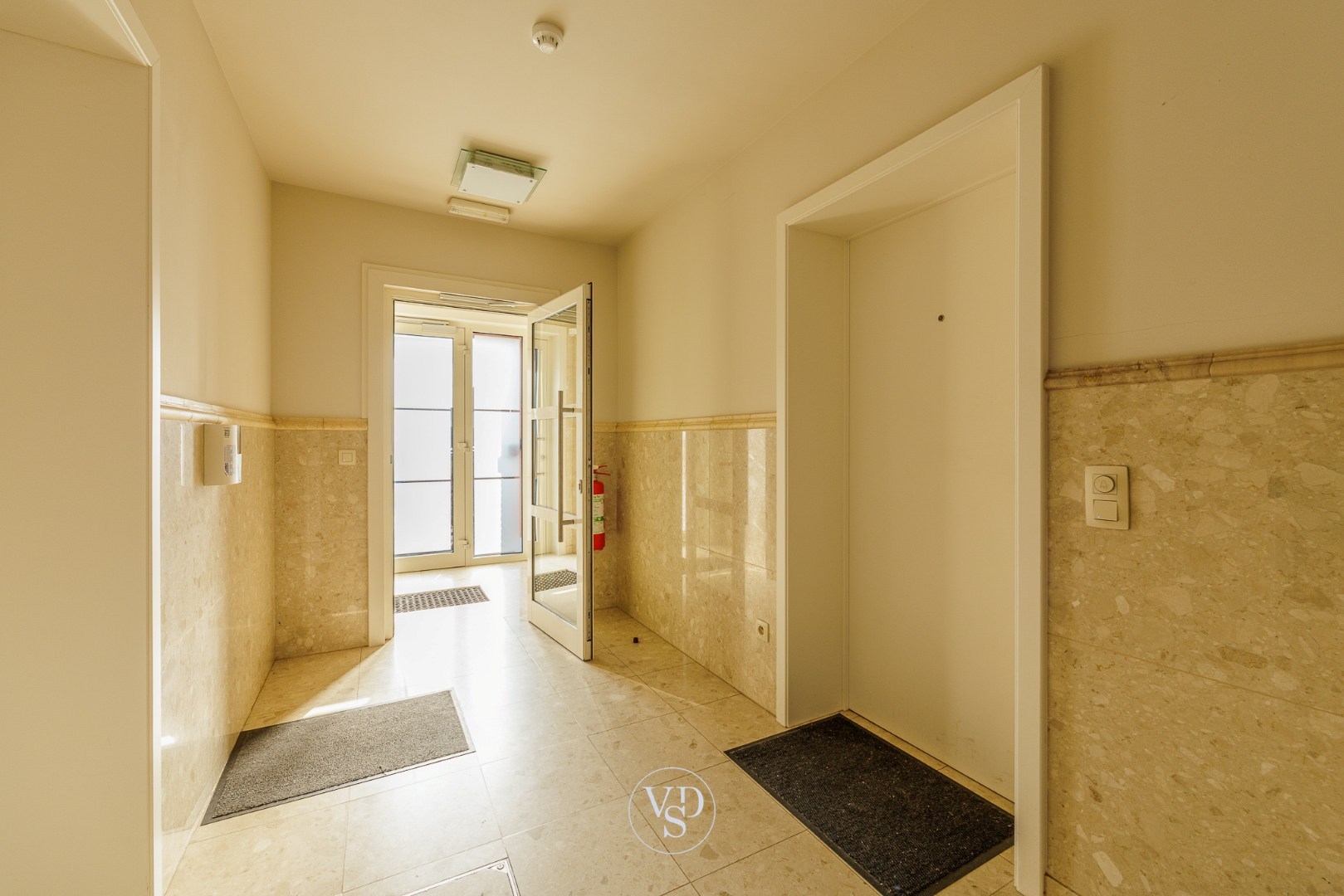 Gelijkvloers appartement met uniek zonneterras. - foto 4