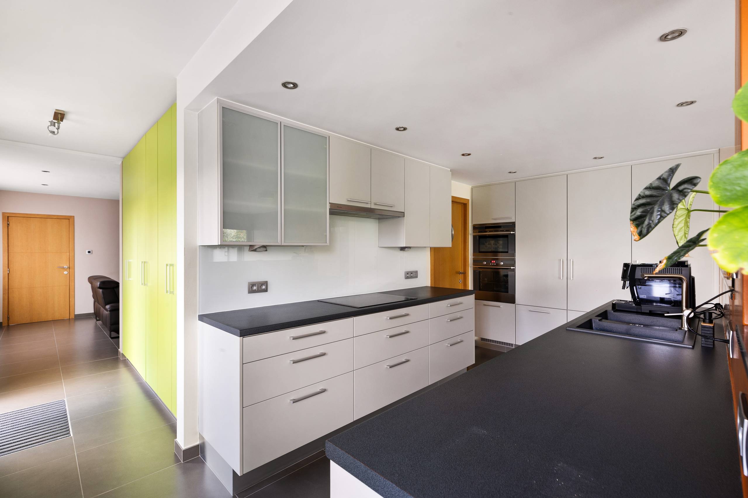 Instapklare, lichtrijke gezinswoning in centrum Zele - foto 5