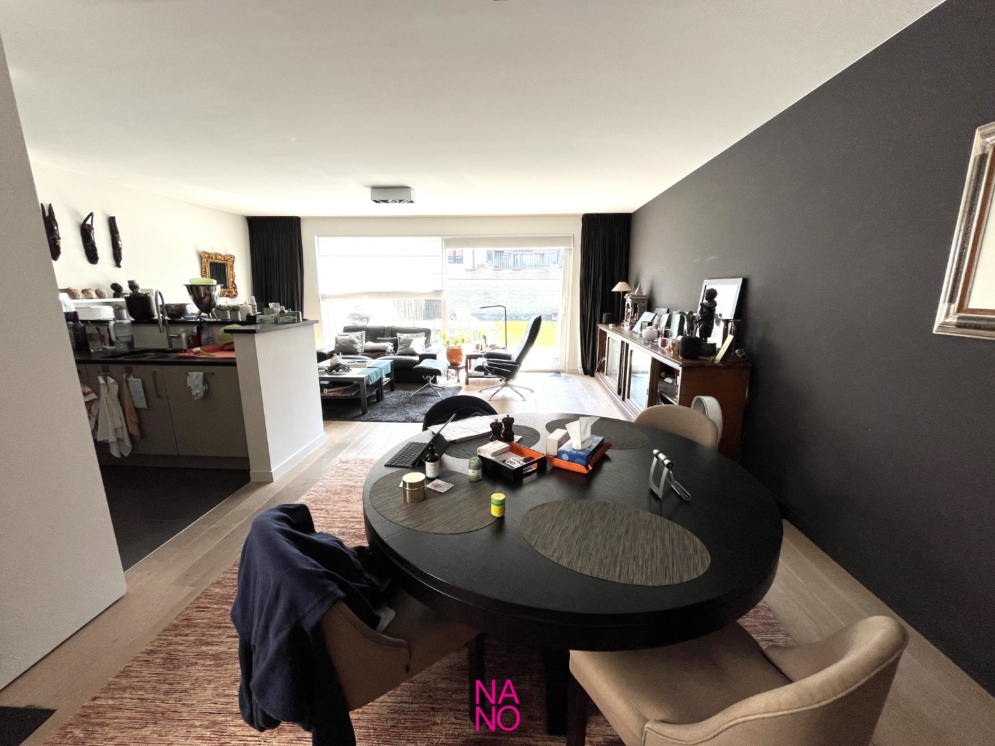 Fenomenaal tuinappartement (+/- 100 m²) met 2 slaapkamers gelegen in een standingvolle residentie in het 'Oude Knokke' op wandelafstand van het centrum van Knokke-Heist. - foto 5