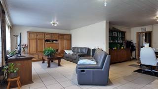 <u><strong>Ruime woning met loods te koop in Valkenbergstraat 19, Zutendaal</strong></u><br />Op zoek naar een unieke woning met loods die veel ruimte en diverse mogelijkheden biedt? Deze bijzondere woning, gelegen in de Valkenbergstraat 19 te Zutendaal, bevindt zich op een perceel van maar liefst 53 are 40 ca. De woning heeft een indrukwekkende gevelbreedte van 25,5 meter en een diepte van 19 meter, wat zorgt voor een enorm potentieel.<br /><br /><strong>Woning met +/- 750 m² woonoppervlakte</strong><br />Met een woonoppervlakte van +/- 450 m² en een af te werken zolder van 300m² , biedt deze woning talloze mogelijkheden. Het eigendom werd oorspronkelijk gebruikt als kantoorruimte, maar wordt momenteel als woonhuis gebruikt. De indeling omvat een ruime L-vormige woonkamer, een aparte bureaukamer, 2 slaapkamers, een badkamer, een extra waskamer en een apart toilet. Tevens is er een ruime inpandige garage voor het parkeren van meerdere voertuigen.<br /><br /><strong>Ruime loods voor diverse doeleinden</strong><br />Achter de woning vindt u een overdekte open loods van maar liefst 10 meter bij 27 meter, ideaal voor opslag of andere toepassingen. Aansluitend bevindt zich een afgesloten loods (hangar) van 35 meter diep en 25 meter breed, een perfecte ruimte voor een werkplaats of verdere opslag. Achter de hangar ligt bovendien een groot grasperk, een prachtig groen stukje grond met volop mogelijkheden voor recreatie tuin.<br />Extra opslagruimte is beschikbaar in de afgesloten ruimte achter de loods.<br /><br /><strong>Energiezuinig</strong> <br />De woning is voorzien van zonnepanelen, een extra warmwaterboiler en een palletkachel, wat bijdraagt aan zowel comfort als energie-efficiëntie.<br /><br /><strong>Ligging</strong><br />Deze woning geniet van een uitstekende ligging in Zutendaal, nabij alle nodige voorzieningen, scholen, en het prachtige natuurschoon van de regio. Met goede verbindingen naar omliggende steden en snelwegen is dit de ideale plek voor wie rustig wil wonen met toch alle faciliteiten binnen handbereik.<br />Kortom, deze woning biedt een indrukwekkend woonoppervlak en tal van bijgebouwen voor uiteenlopende doeleinden. Perfect voor wie op zoek is naar een ruim, veelzijdig eigendom met potentieel!<br /><br />Neem contact op voor meer informatie of een bezichtiging!<br /><br /><strong>Tel.: 0032 (0) 485 97 49 28<br />E-mail: info@co-realestate.be</strong>