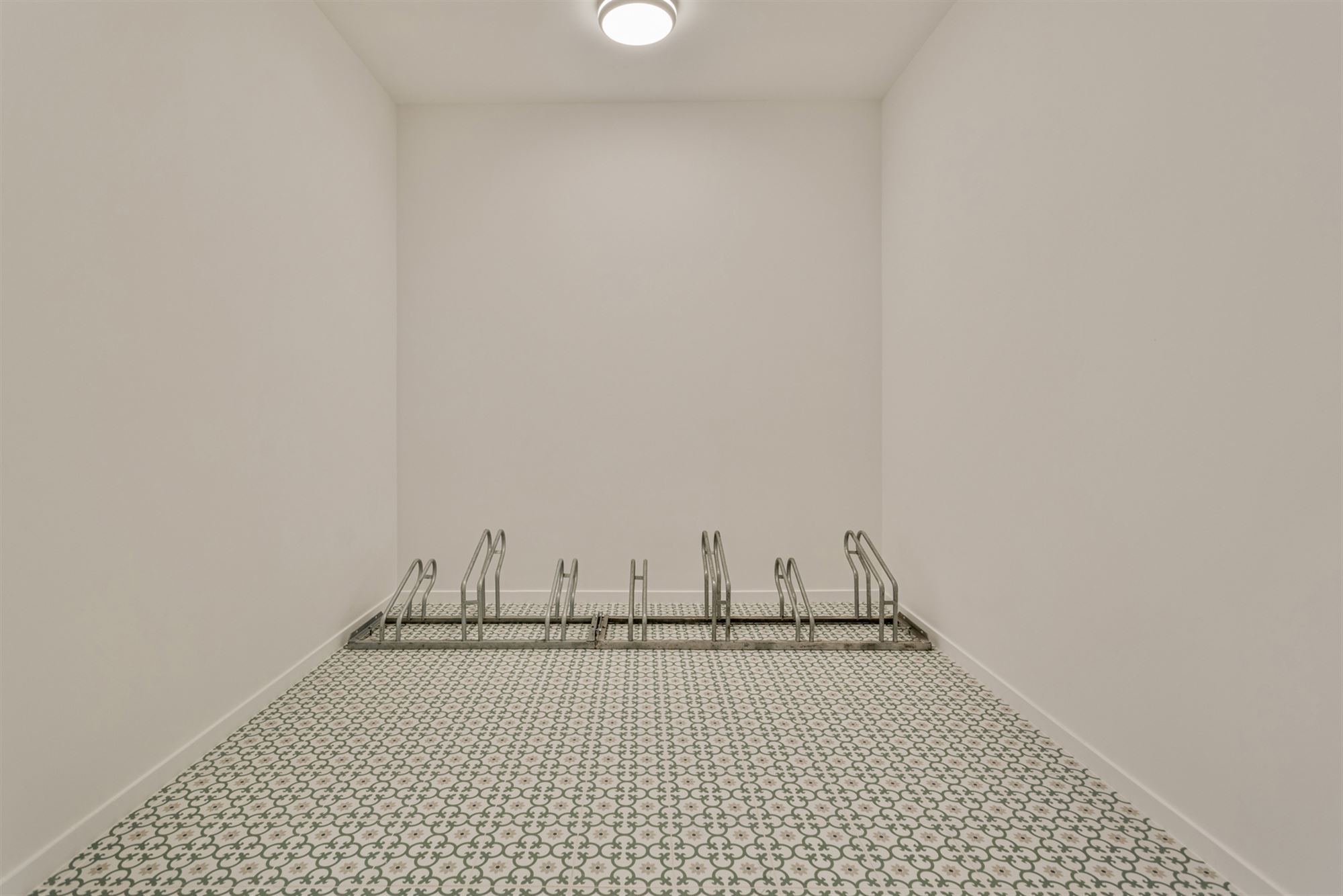Commercial à vendre à Louvain avec 7 chambres - photo 5
