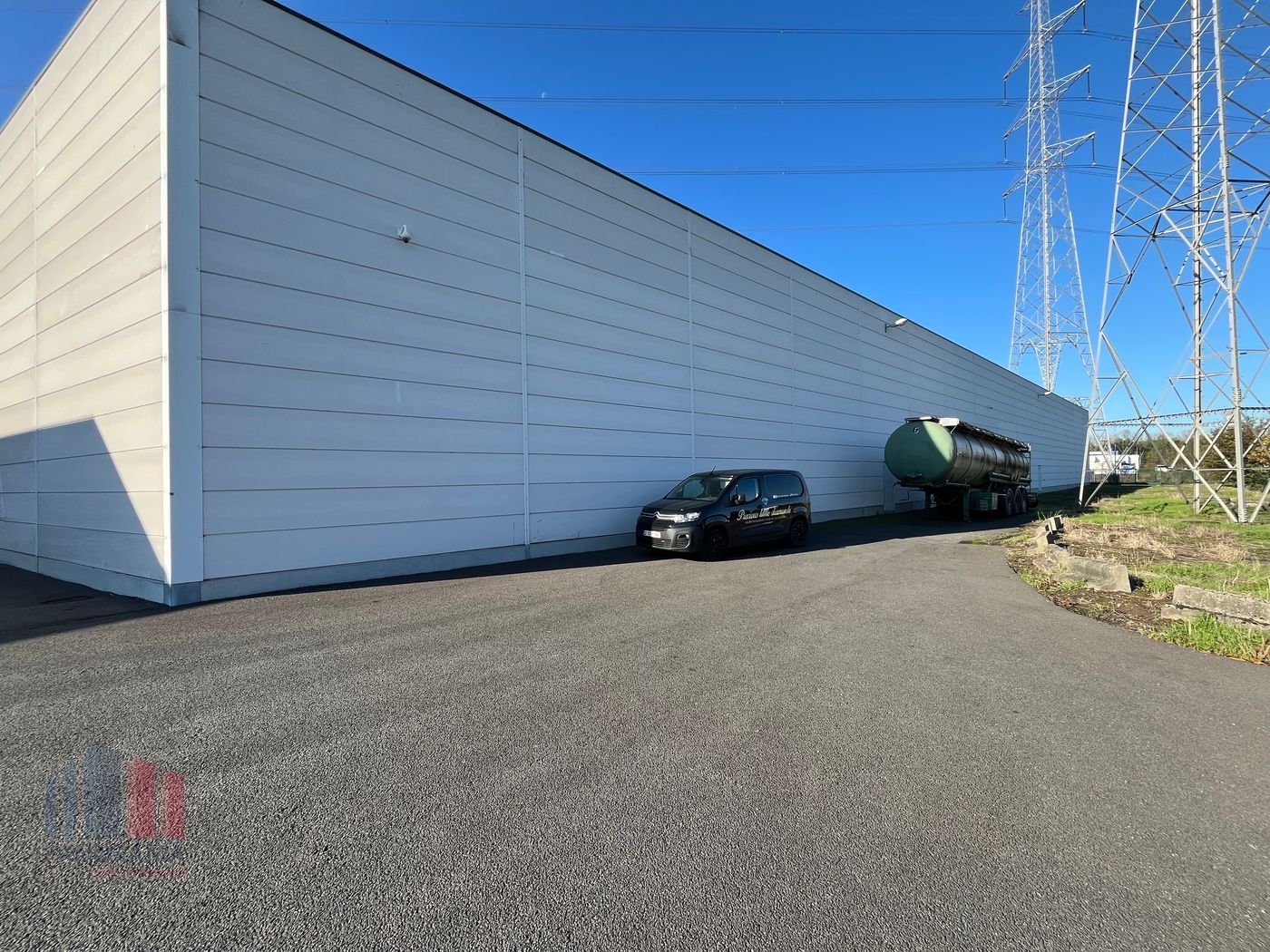 Bedrijfsgebouw 15.000m² met ideale ligging naast E17 - photo 3