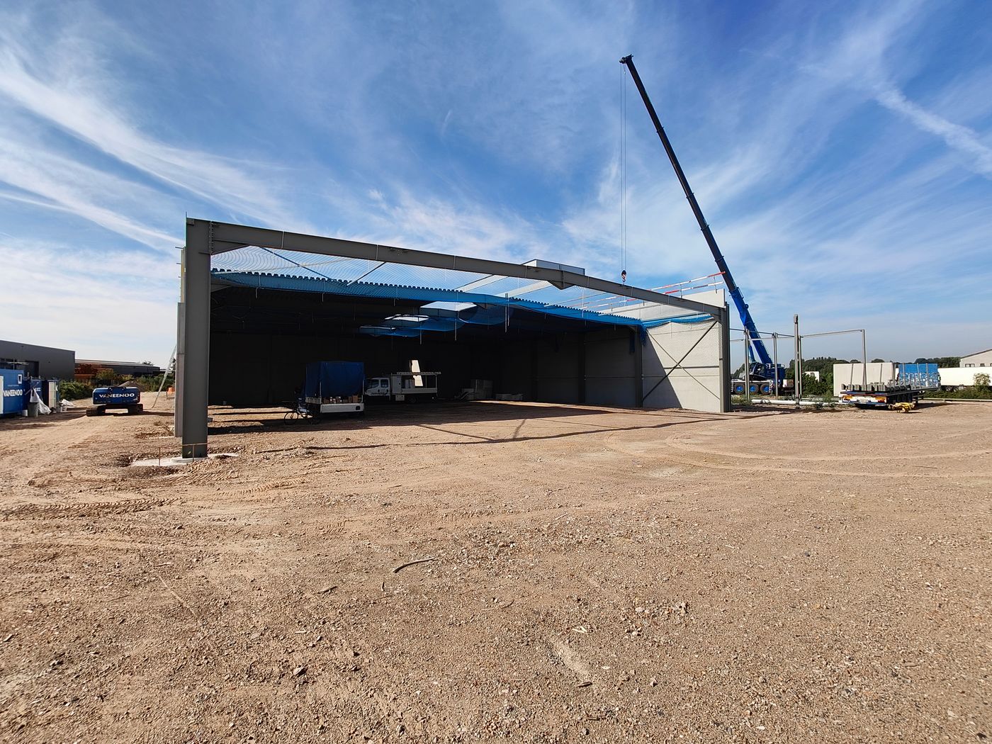 Newly built SME unit: 164 m² warehouse with 164 m² offices - photo 4