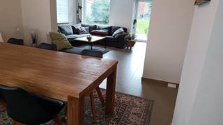 Sint-Baafs-Vijve: woning te huur met 2 slaapkamers en een grote tuin.Deze open bebouwing is centraal gelegen, dichtbij invalswegen. Het is een ruime...
