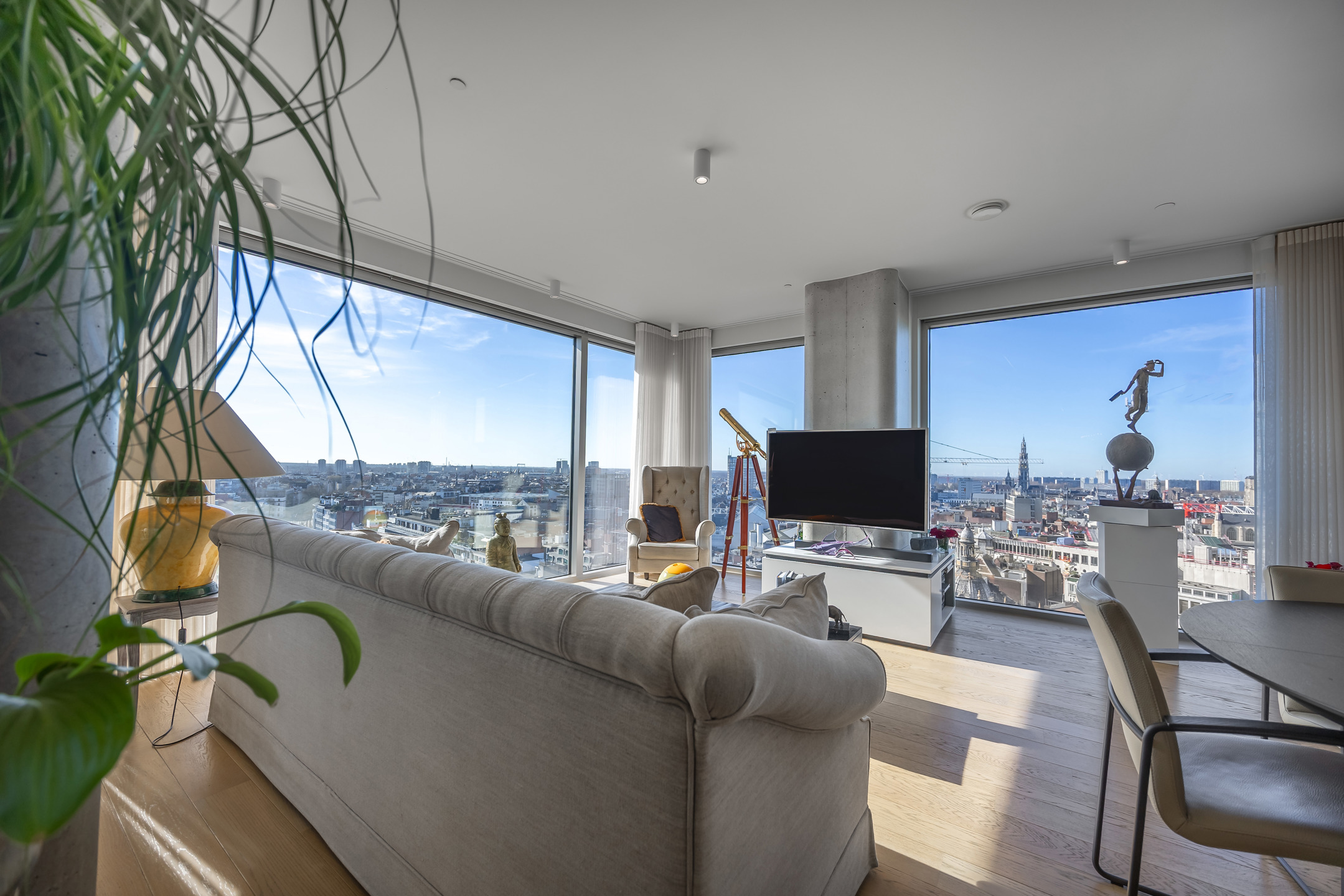 Uitzonderlijke appartement met een panoramisch uitzicht - foto 5
