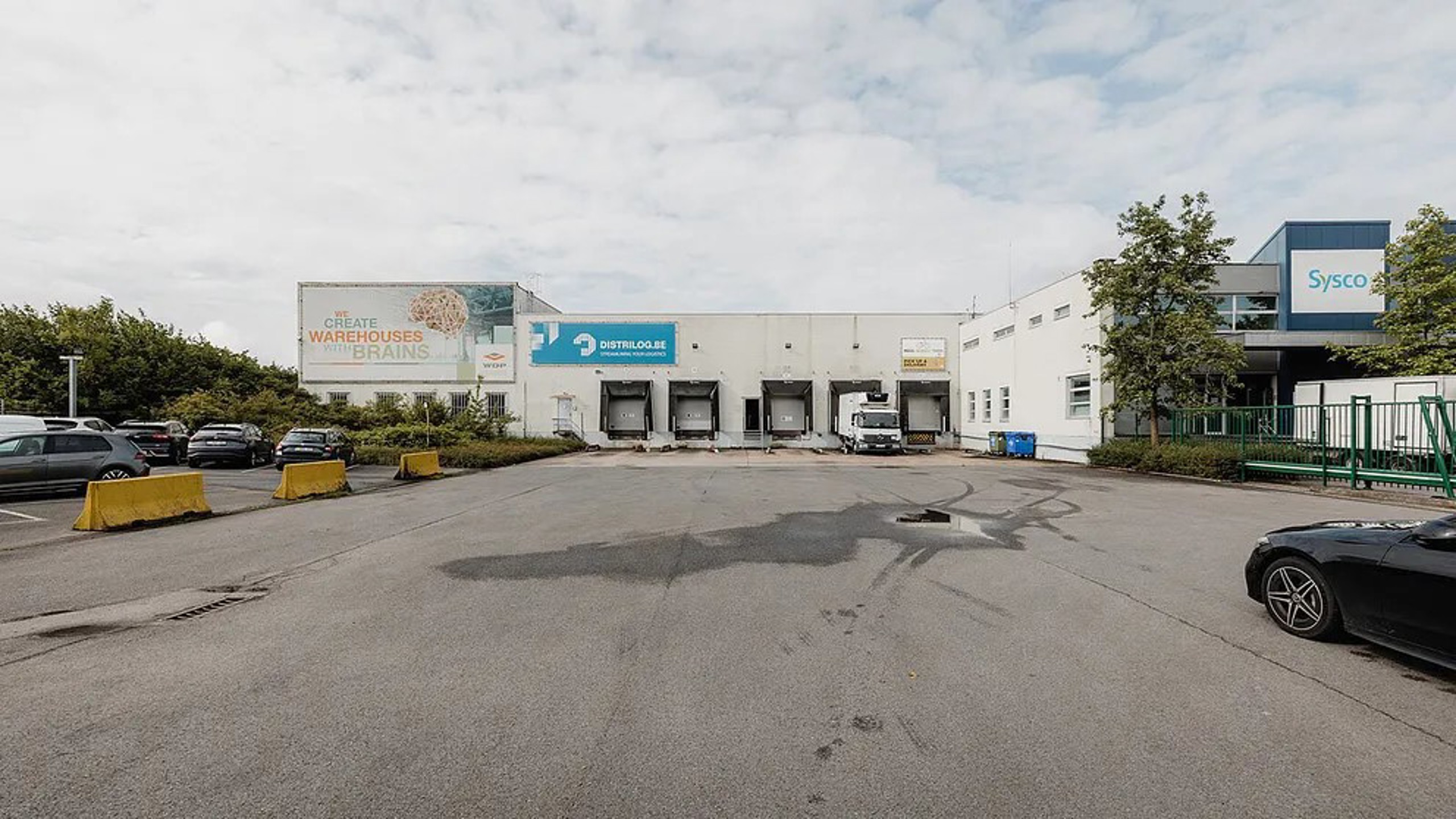 Magazijn 1.407m² met kantoor 103m²  te huur - foto 4