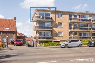 Topper!!! Instapklaar ruim appartement met 2 slaapkamers en garageIndeling: ruime inkomhal, lichtrijke leefruimte met terras, keuken,...