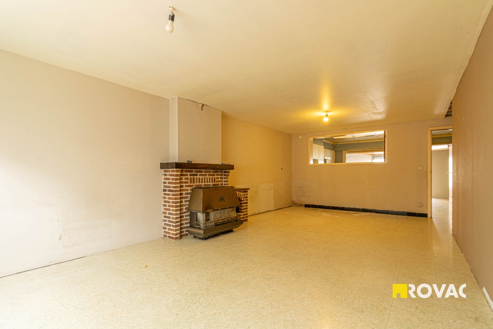 Zeer ruime woning met 5 slaapkamers, tuin en uitweg - foto 3