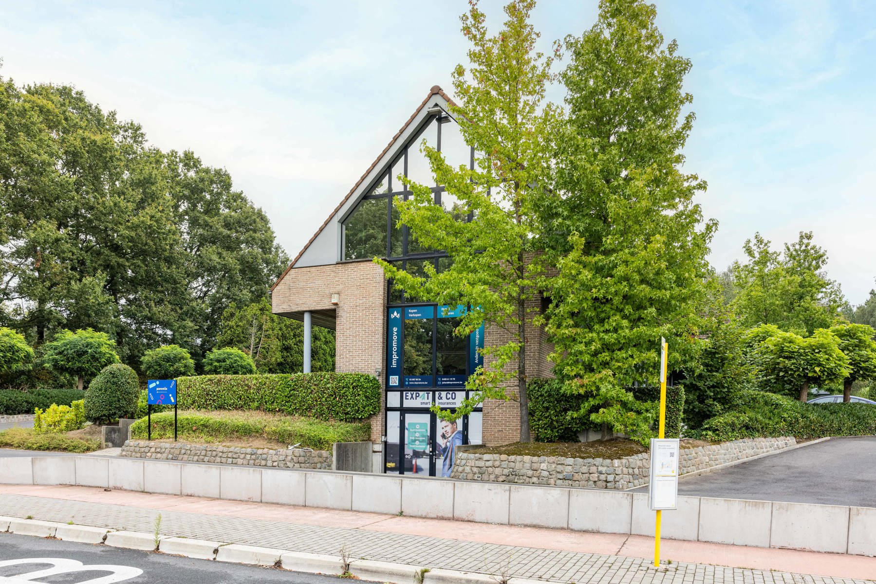 Bemeubeld kantoor op een toplocatie - foto 4