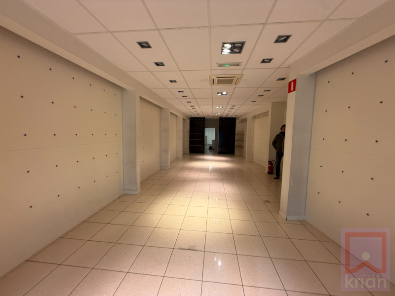 Strategisch handelspand op toplocatie in Geel - foto 3