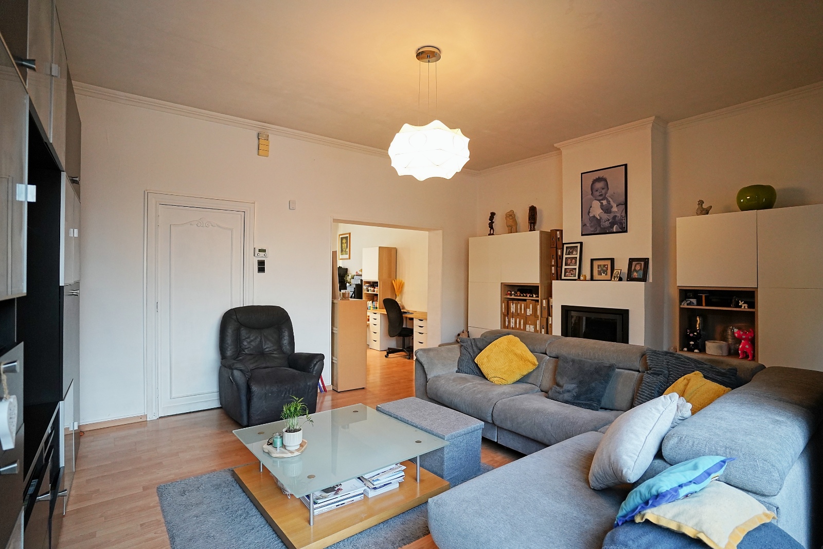 Ruime woning met garage en tuin in het centrum - photo 5