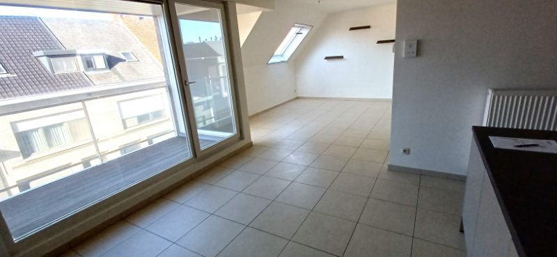 Apartment for rent in Wevelgem with 2 bedrooms - photo 4
