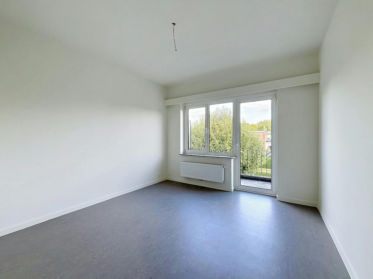 Cosy 2-bedroom apartment with terrace for rent in Wilrijk - photo 3