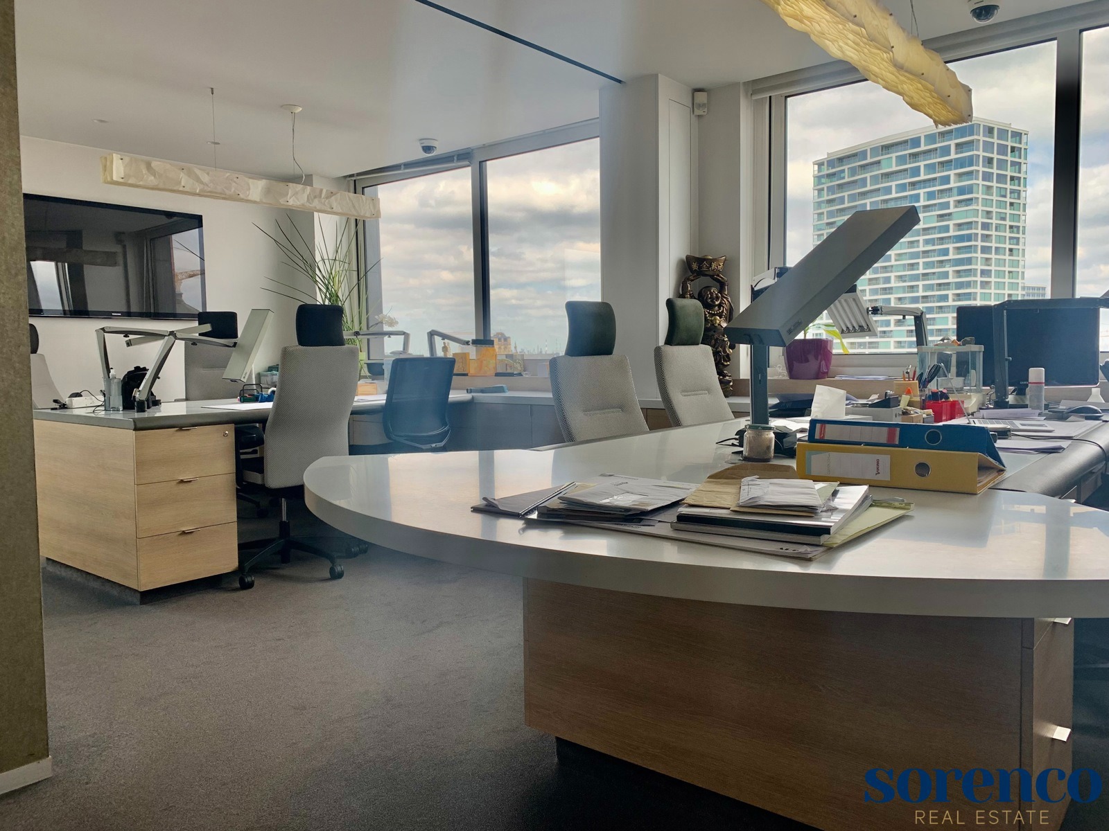 Commercial à louer à Anvers - photo 2