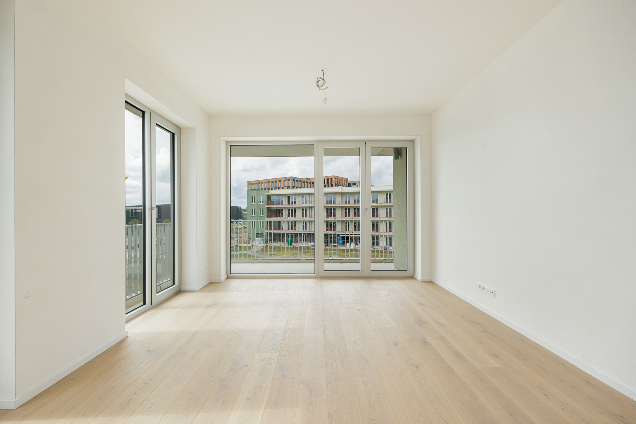 Ruim nieuwbouwappartement met 3 slaapkamers en terras - foto 4