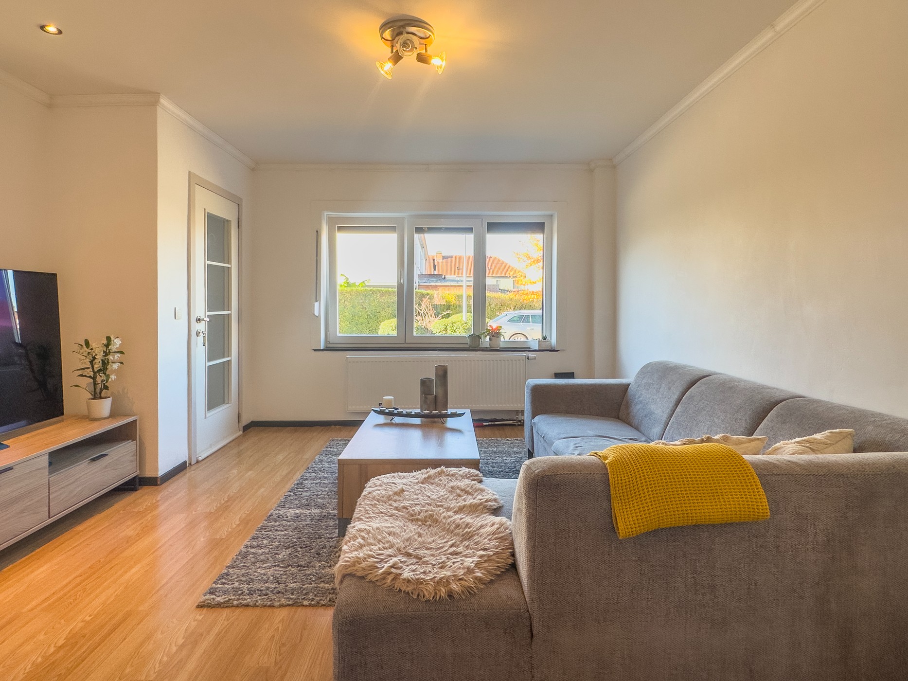 Instapklare woning met vier slaapkamers te Baasrode! - photo 1