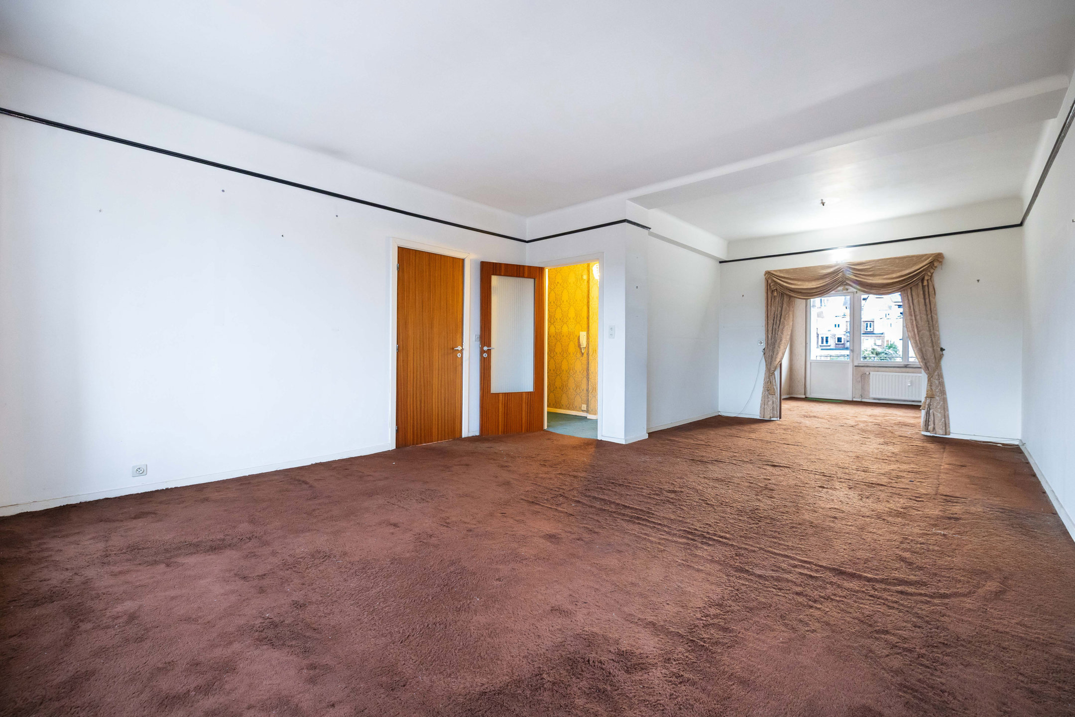 Apartment for sale in Schaerbeek with 2 bedrooms - photo 2