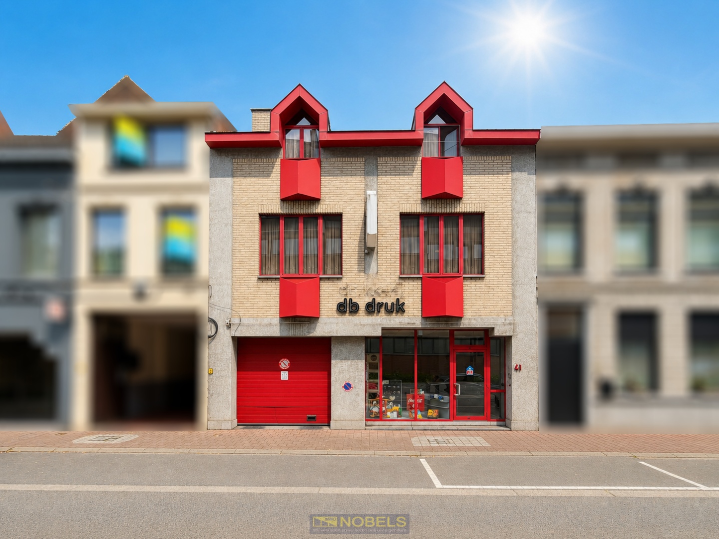 Te koop, Handelspand met ruime woonst en tal van mogelijkheden in het centrum van Geraardsbergen! - foto 1