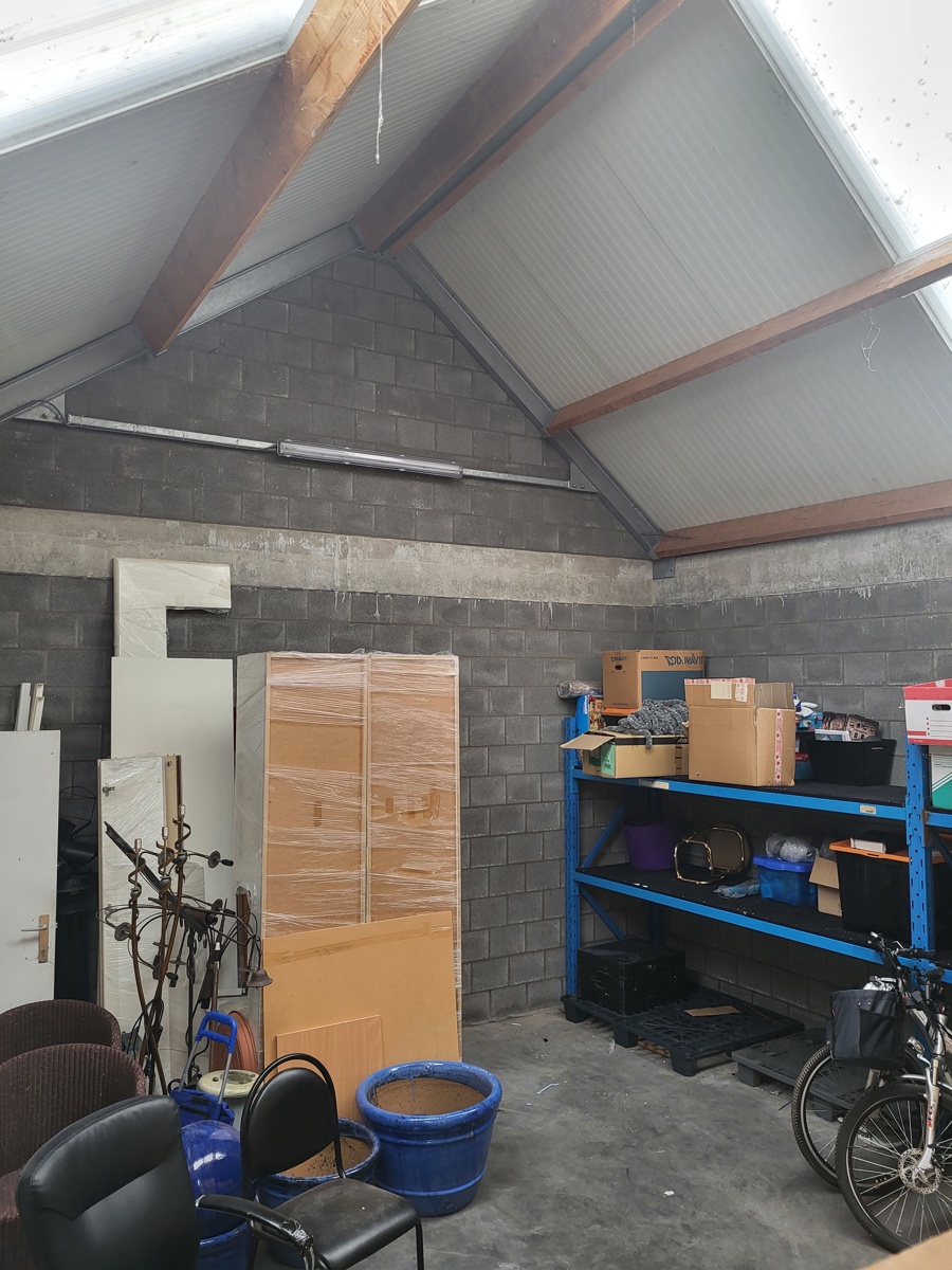 Recent centraal gelegen solide magazijn te koop te Roeselare - foto 5