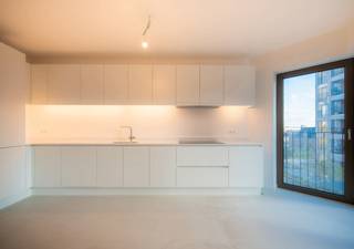 <div>
<div>
<div>
<div>
<div>
<div>
<div>
<div>
<div>
<div>
<div>Telephone: 02 318 18 08 of new.brussels@weinvest.be<br /><br />Gelegen op de site van Tour & Taxis bevindt Park Lane zich in het hart van een Brusselse wijk die volop in ontwikkeling is. Winkels, restaurants, culturele hotspots en sportinfrastructuur liggen op wandelafstand. De grotendeels autovrije omgeving, omringd door een park, biedt een perfecte balans tussen het bruisende stadsleven en een groene leefomgeving. Bijna alle appartementen zijn inmiddels verkocht; vandaag zijn er nog slechts enkele tweeslaapkamerappartementen beschikbaar<br />De tweeslaapkamerappartementen van Park Lane zijn verdeeld over verschillende gebouwen met een verzorgde architectuur. Ze onderscheiden zich door hun grote raampartijen, royale leefruimtes tot 106 m² en kwalitatieve afwerking. Elk appartement beschikt over een privatief terras waar je volop van het buitenleven geniet. Op vlak van energieprestaties behaalt de residentie een EPC-score tussen B+ en A, dankzij onder meer driedubbele beglazing en fotovoltaïsche zonnepanelen. Zo geniet je van een energiezuinige woning met een laag verbruik.</div>
</div>
</div>
</div>
</div>
</div>
</div>
</div>
</div>
</div>
</div>