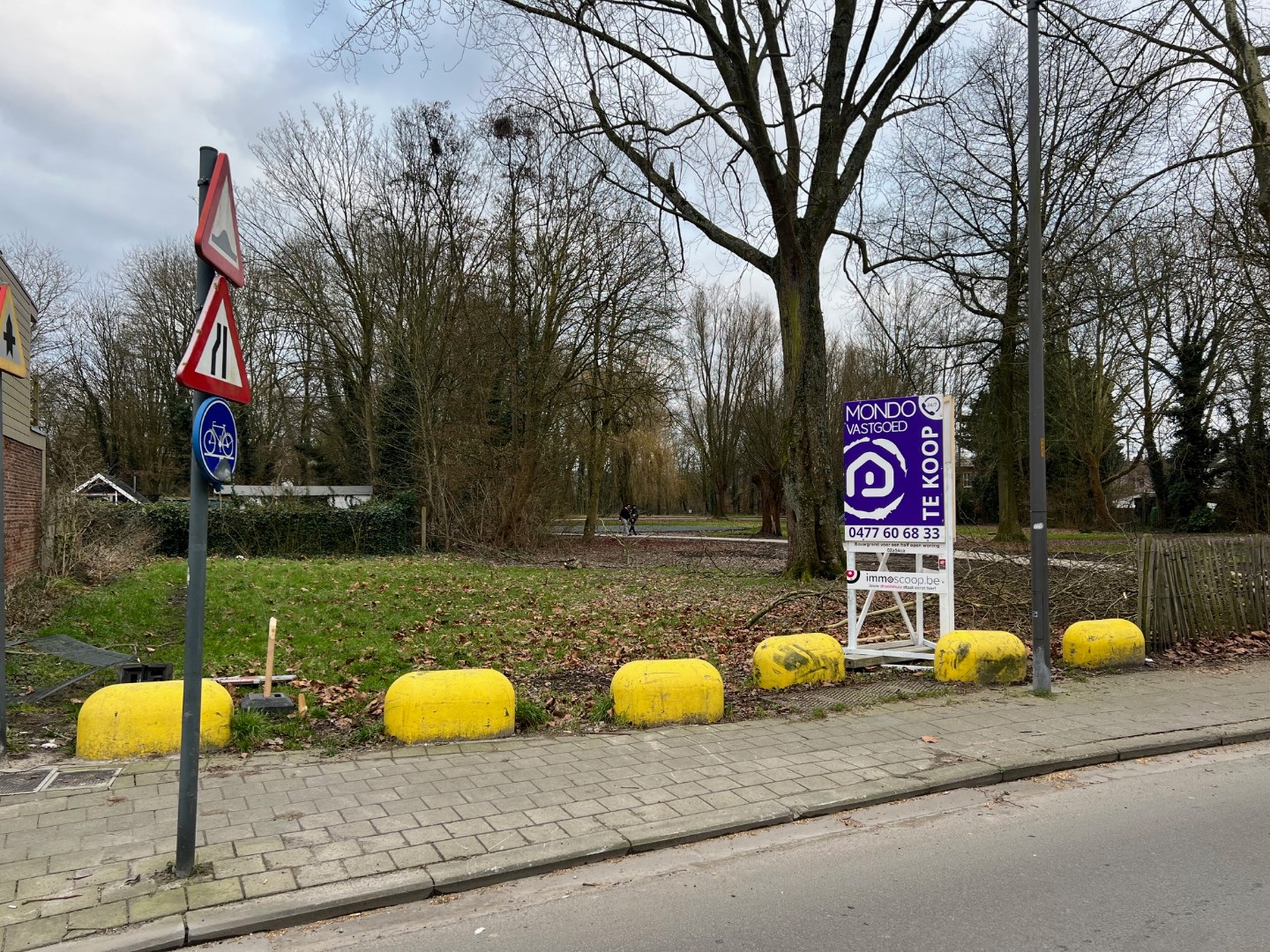 Terrain à bâtir pour une construction semi-ouverte ! - photo 1