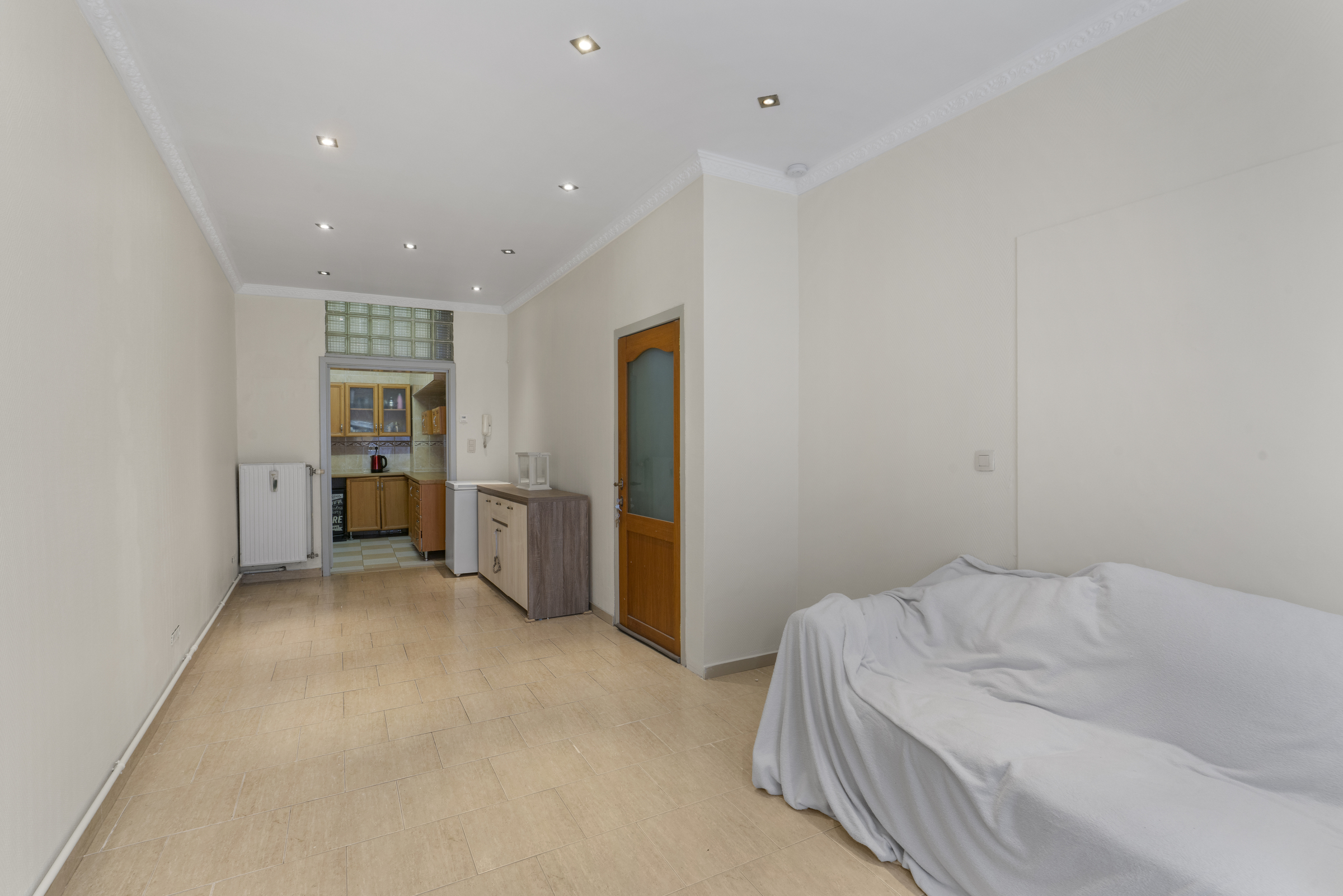 Instapklaar 4 slaapkamerwoning in centrum Vilvoorde - foto 2