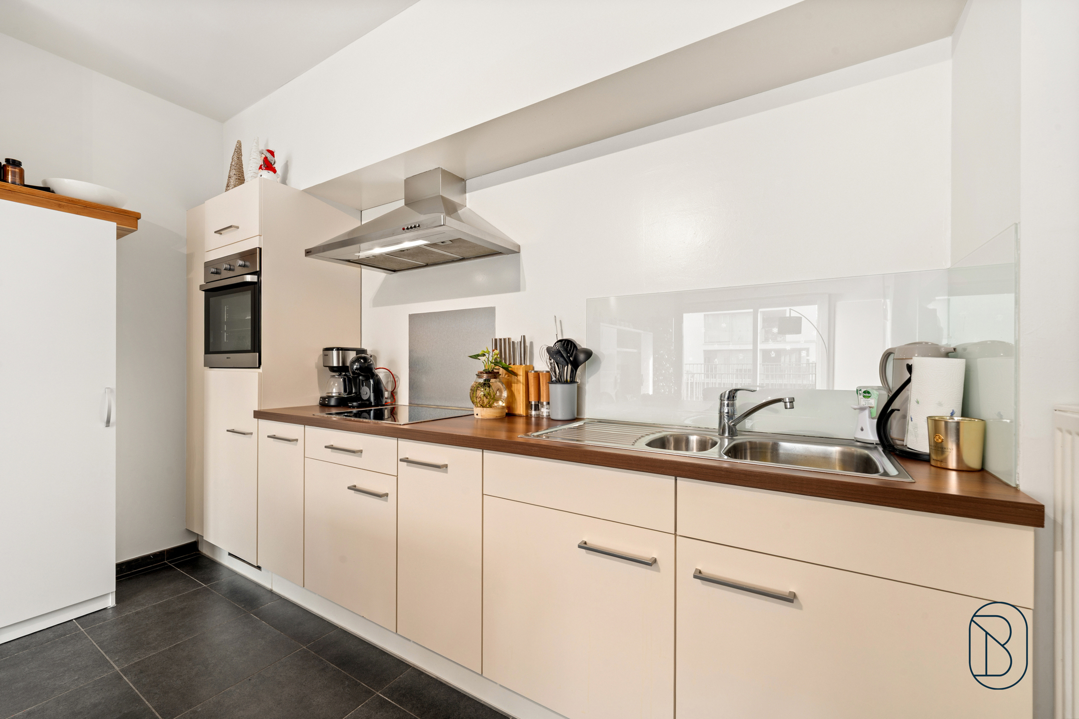 Goed onderhouden appartement in centrum Vichte! - foto 4