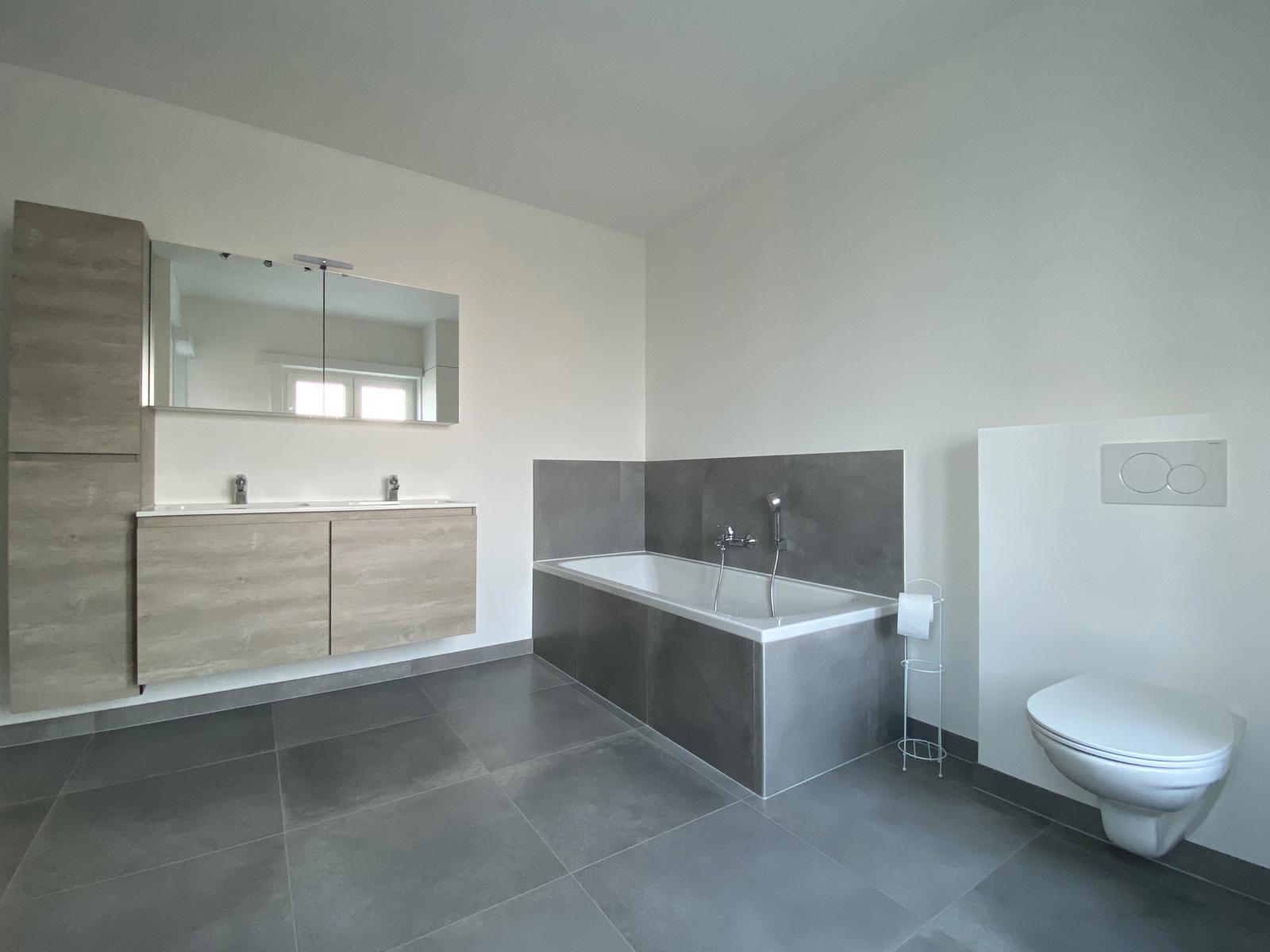 Gerenoveerde woning in het centrum van Geel - foto 4