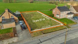 Voor meer info of een bezoek, bel 054 69 39 34 - Droomt u van rustig wonen in het groen, met alle comfort binnen handbereik? Dan is deze bouwgrond...