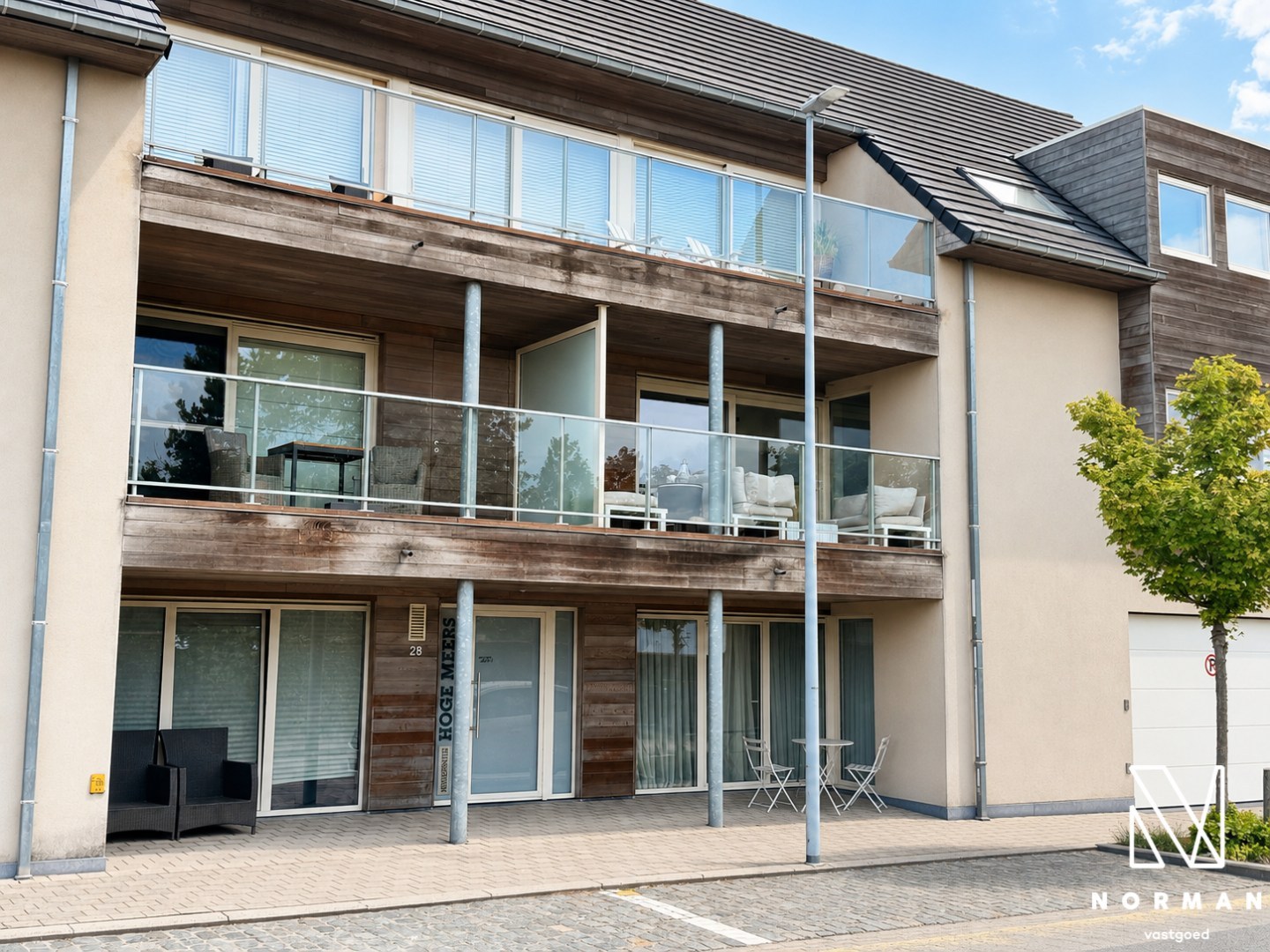 Gelijkvloers, instapklaar 2-slaapkamer appartement te koop met terras in centrum Bavikhove! - foto 1