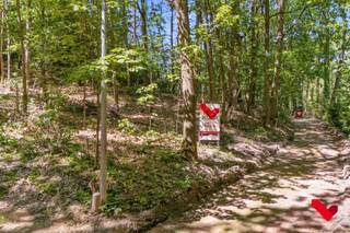 Discover this exceptional building plot for a detached home (Lot 2), peacefully located on the sought-after Heikantberg in Rotselaar. The location...