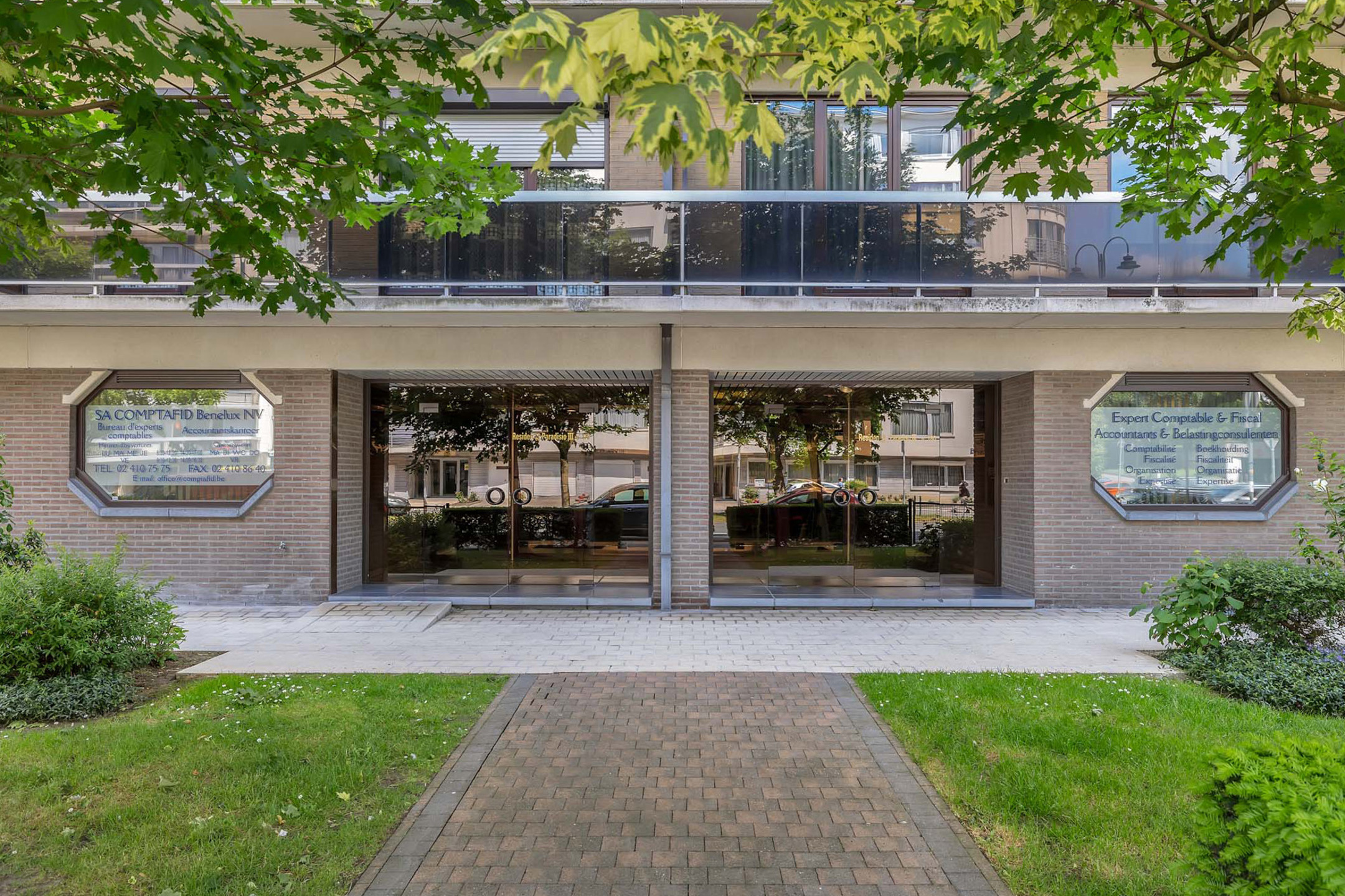 Commercial for sale in Molenbeek-Saint-Jean - photo 4