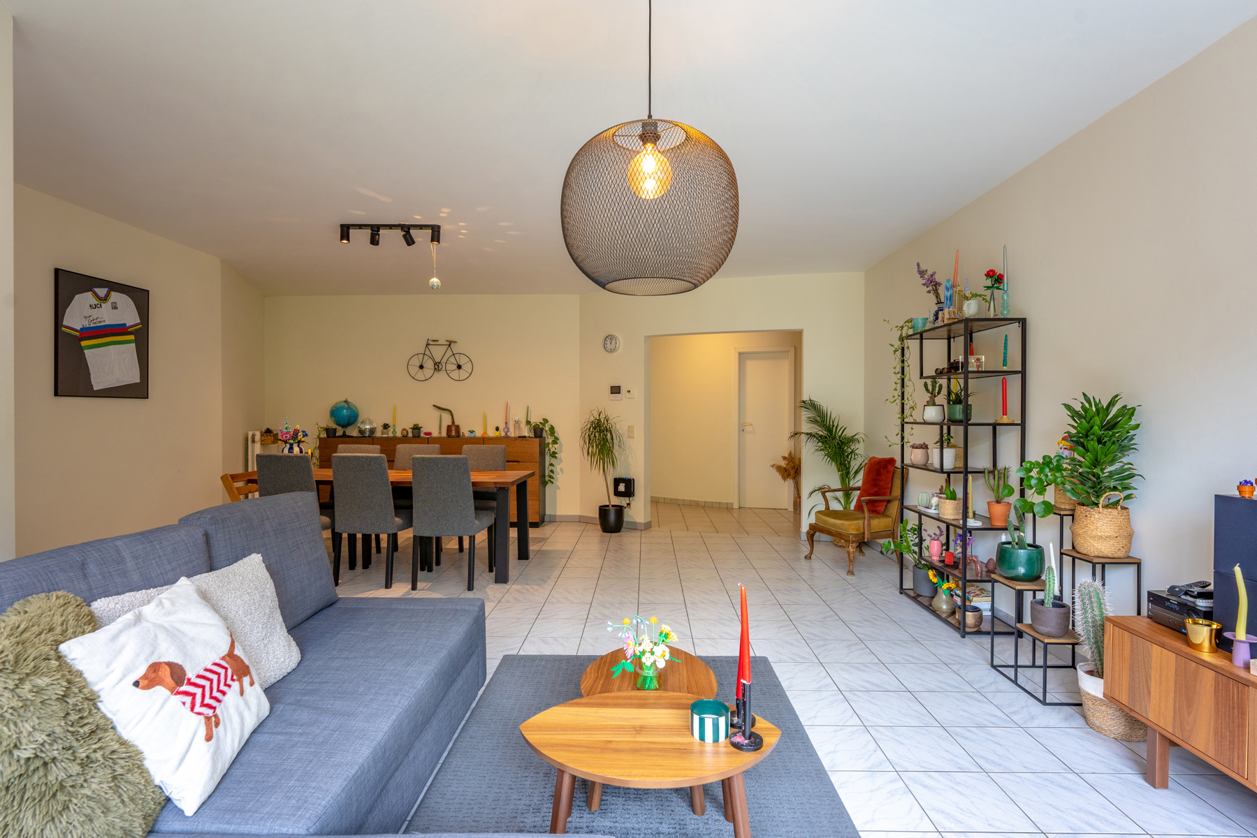 Een uitstekend gelegen, ruim appartement met terras en garage. - foto 4