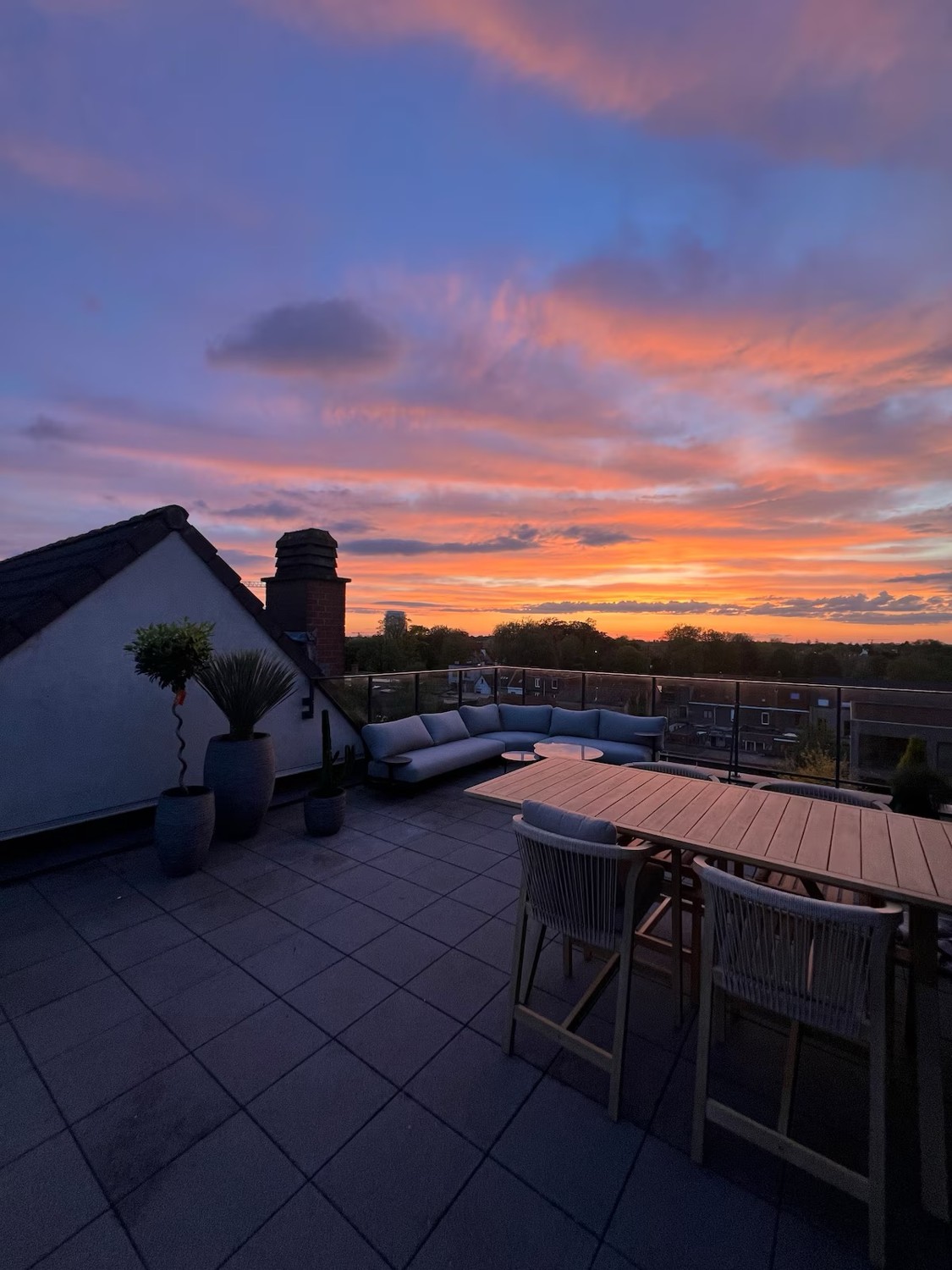 Te koop – Uniek penthouse met uitzonderlijk terras in hartje Kortrijk - foto 2