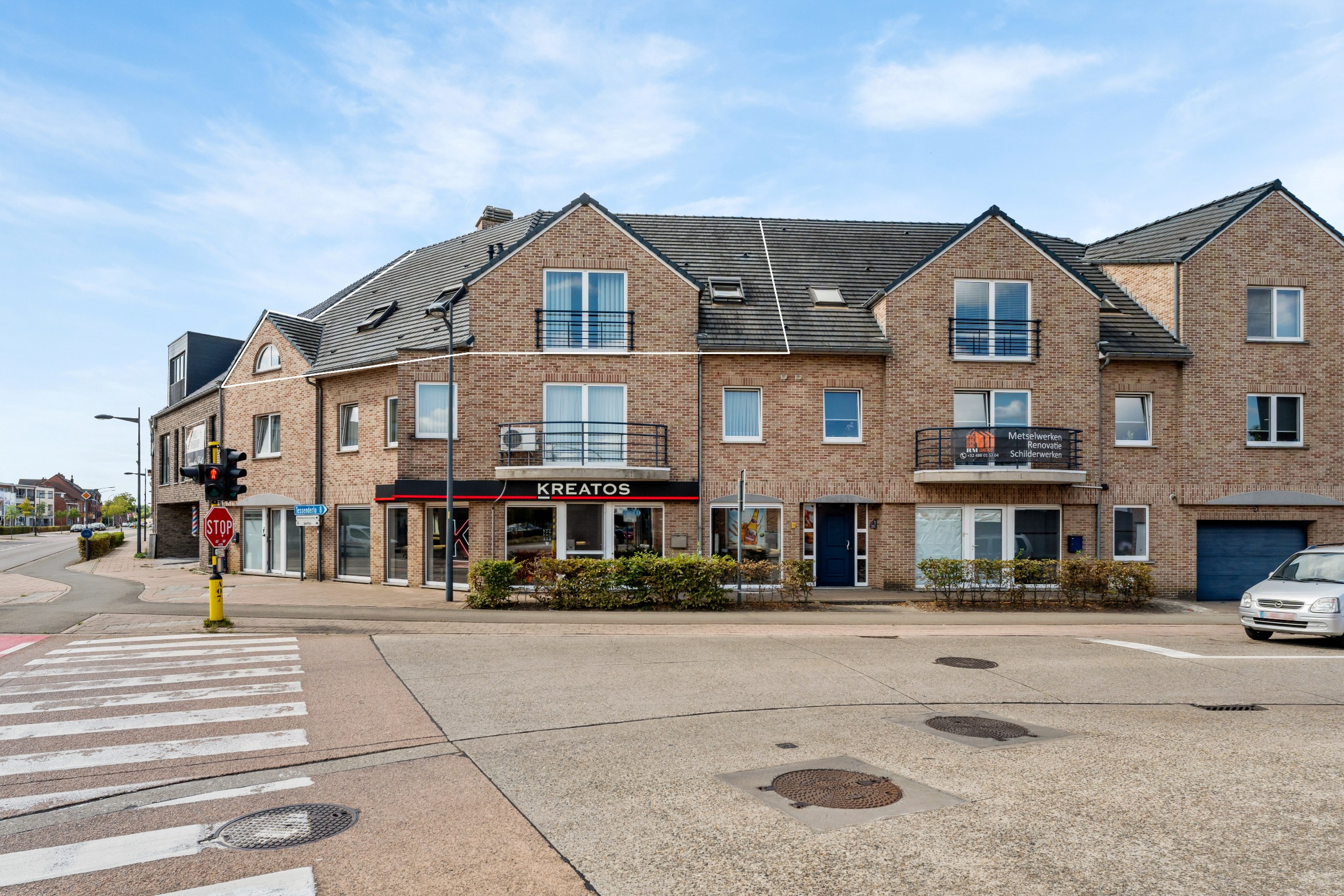 Appartement en duplex avec terrasse et parking. - photo 1