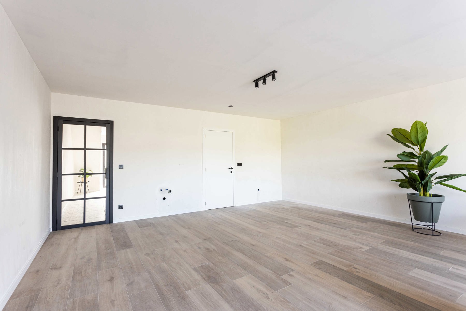 TE KOOP: Nieuwbouwwoning met 4 slaapkamers en tuin te Aaigem - foto 4
