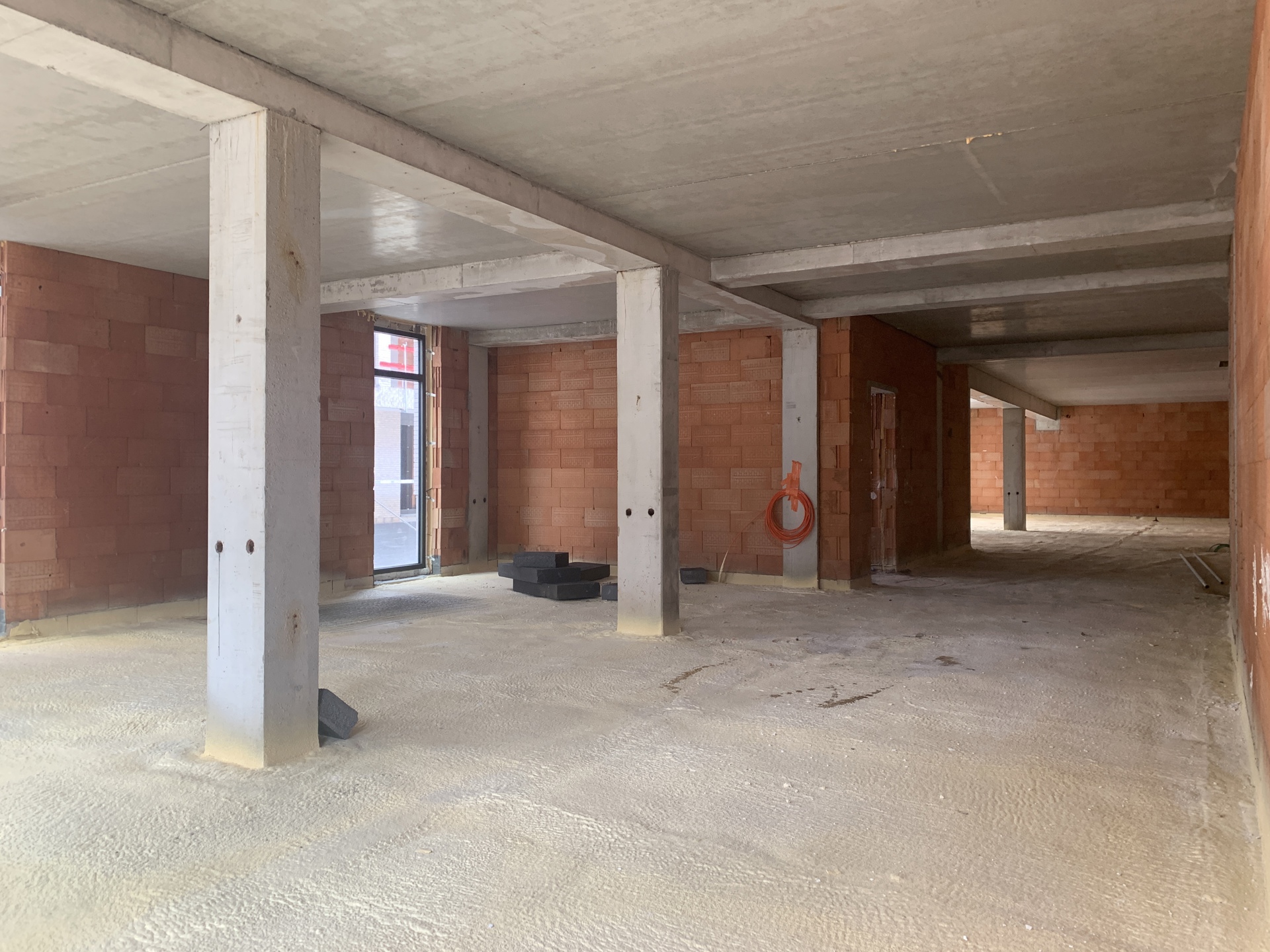 Commerciële toplocatie: handelsruimte van 236 m² in Arendonk - foto 5