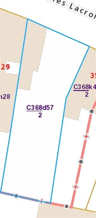 Bouwgrond centrum Oudenaarde. Mooi gelegen bouwgrond centrum Oudenaarde.De bouwgrond heeft een goedgekeurde omgevingsvergunning voor 1 woning met...