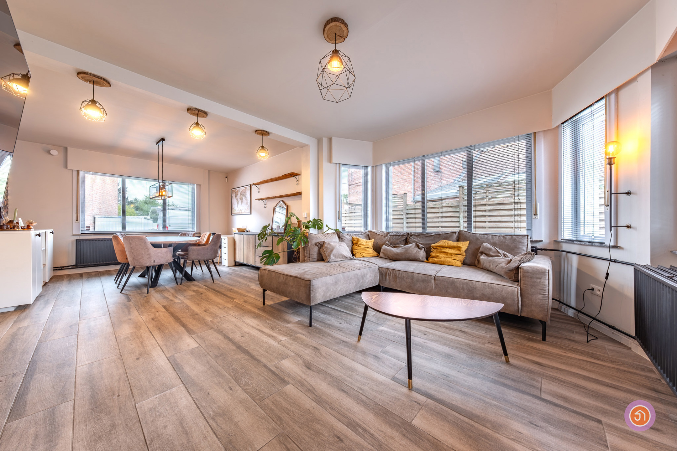 Halfopen bebouwing met garage in Oppuurs - foto 4