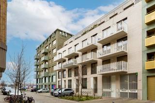 Dit fantastisch appartement bevindt zich op de tweede verdieping van residentie ‘Meti’, een prestigieus gebouw dat deel uitmaakt van de ‘INDIA...