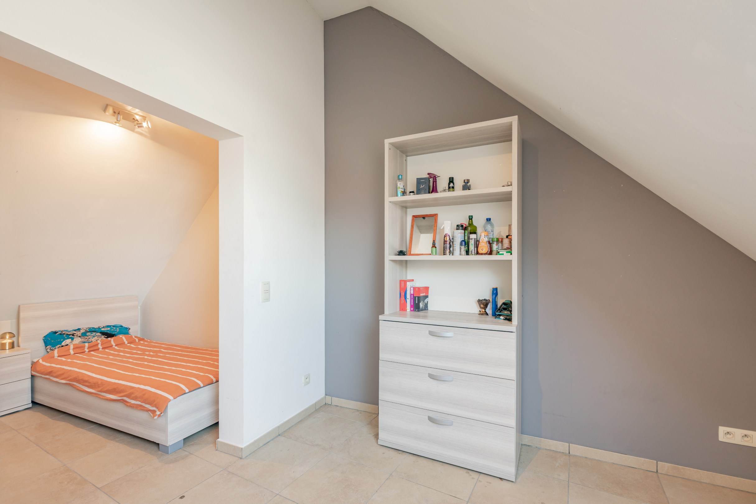 Comfortabele, gemeubelde studentenkamers. - foto 3